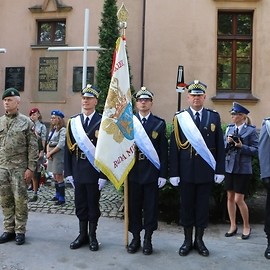 powiększ zdjęcie: Legnica uczciła 79. rocznicę napaści Niemiec na Polskę