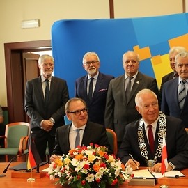 powiększ zdjęcie: 25 lat partnerstwa Legnicy i Wuppertalu