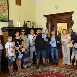 powiększ zdjęcie: Poznaliśmy sekrety ratusza i dostaliśmy na to certyfikat