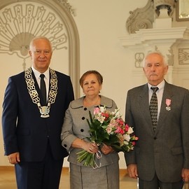 powiększ zdjęcie: Legniczanie świętowali złote gody