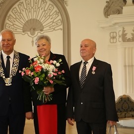 powiększ zdjęcie: Legniczanie świętowali złote gody
