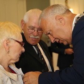 powiększ zdjęcie: Legniczanie świętowali złote gody