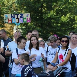 powiększ zdjęcie: Legnicka Paraolimpiada to fajna zabawa dla kilkuset dzieci i młodzieży