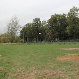 powiększ zdjęcie: LBO2018. Przy ul. Goździkowej powstał piękny ogród rekreacyjny