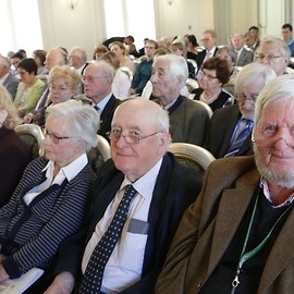 powiększ zdjęcie: Laureaci Nagrody Kulturalnej Śląska wyróżnieni w Legnicy
