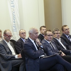 powiększ zdjęcie: Legnica ma klaster odnawialnych źródeł energii. Odbyła się konferencja