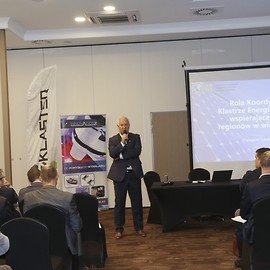 powiększ zdjęcie: Legnica ma klaster odnawialnych źródeł energii. Odbyła się konferencja