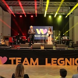 powiększ zdjęcie: Woluntariusze z #TEAMLegnica podsumowali swoją działalność
