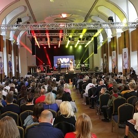 powiększ zdjęcie: Woluntariusze z #TEAMLegnica podsumowali swoją działalność