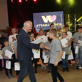 powiększ zdjęcie: Woluntariusze z #TEAMLegnica podsumowali swoją działalność
