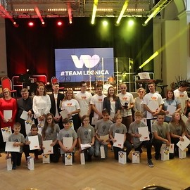 powiększ zdjęcie: Woluntariusze z #TEAMLegnica podsumowali swoją działalność
