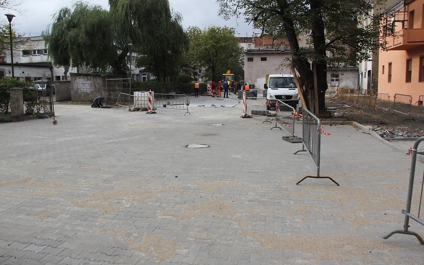 Trwa modernizacja podwórza przy ul. Anielewicza