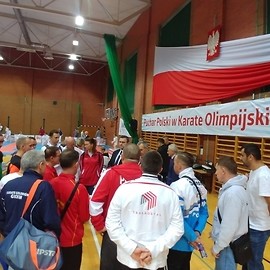 powiększ zdjęcie: Świetny występ legnickich karateków w Pucharze Polski