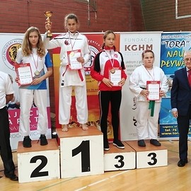powiększ zdjęcie: Świetny występ legnickich karateków w Pucharze Polski