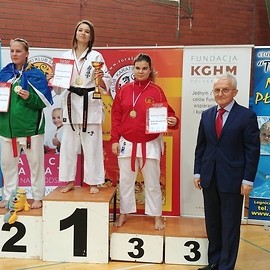 powiększ zdjęcie: Świetny występ legnickich karateków w Pucharze Polski