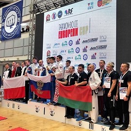 powiększ zdjęcie: Legniccy taekwondocy rewelacją Pucharu Europy w Rumunii