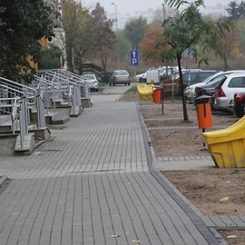 powiększ zdjęcie: LBO 2018. Mieszkańcy Piekar mają kolejny nowy i wygodny chodnik