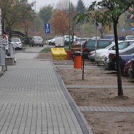 powiększ zdjęcie: LBO 2018. Mieszkańcy Piekar mają kolejny nowy i wygodny chodnik