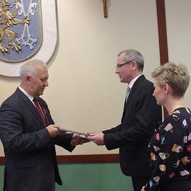 Prezydent i radni otrzymali zaświadczenia o wyborze