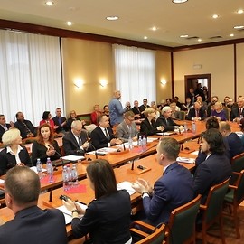 powiększ zdjęcie: Inauguracyjna sesja Rady Miejskiej VIII kadencji