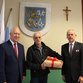 powiększ zdjęcie: Krwiodawcy oddają siebie, by nas ratować. Jesteśmy im wdzięczni