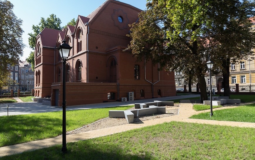 Z Legnicką Biblioteką Publiczną historię miasta poznasz w sieci