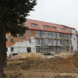 powiększ zdjęcie: Budujemy kolejne ekologiczne i nowoczesne mieszkania dla legniczan