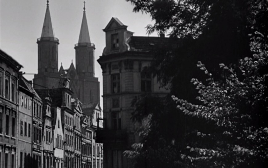 Jak żyli i pracowali legniccy urzędnicy w 1945 r.? Poznaj historię miasta