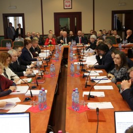 W poniedziałek podczas sesji radni zajmą się głównie oświatą