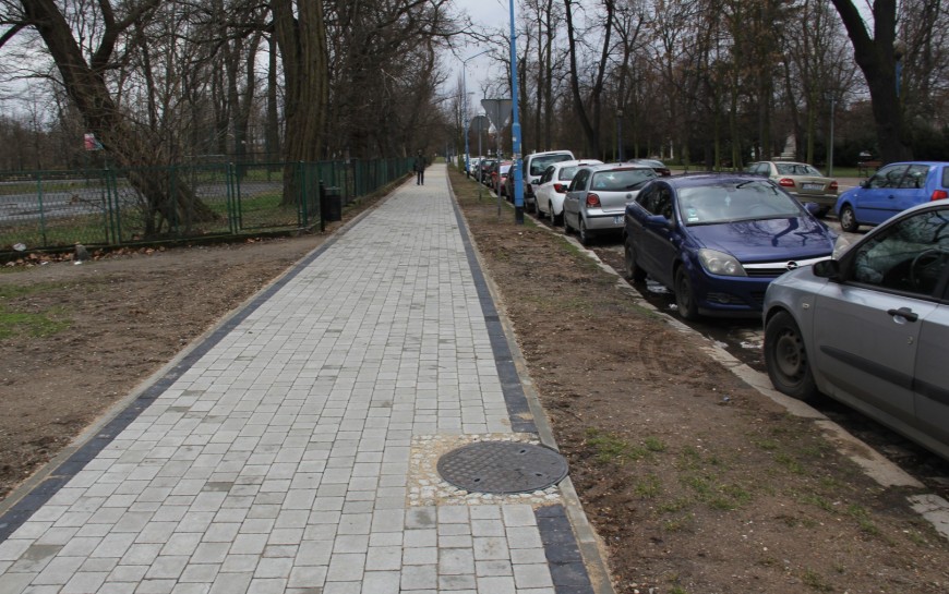 Przy al. Orła Białego mamy już nowy chodnik