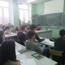 powiększ zdjęcie: Akademia czerniaka. Dowiedz się jak się należy przed nim chronić