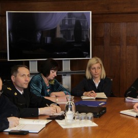 powiększ zdjęcie: Strajk nauczycieli. Uczniowie legnickich szkół otrzymają opiekę