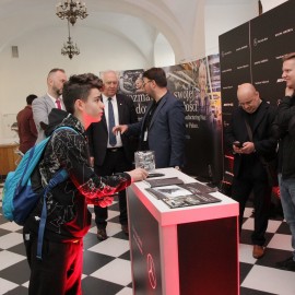 powiększ zdjęcie: Legnickie Targi Edukacyjne. Bogata oferta dla absolwentów podstawówek i gimnazjów