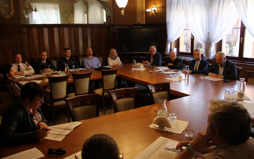 Strajk nauczycieli. Miasto pomoże zapewnić uczniom opiekę
