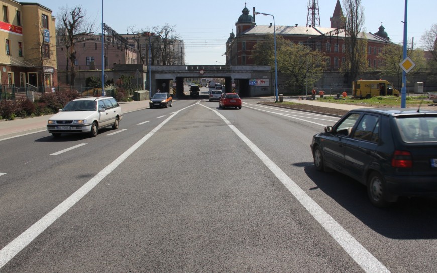 Jeździmy już Leszczyńską. Zakończyła się przebudowa kolejnego odcinka tej ulicy