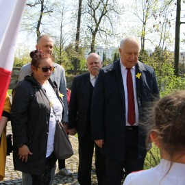 powiększ zdjęcie: Uczciliśmy pamięć bohaterskich powstańców z getta warszawskiego