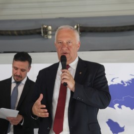 powiększ zdjęcie: Półtora tysiąca maszyn na światowym poziomie wyprodukowała firma Eckert