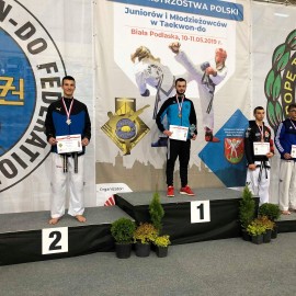 powiększ zdjęcie: Juniorzy Legnickiego Klubu Taekwon-do