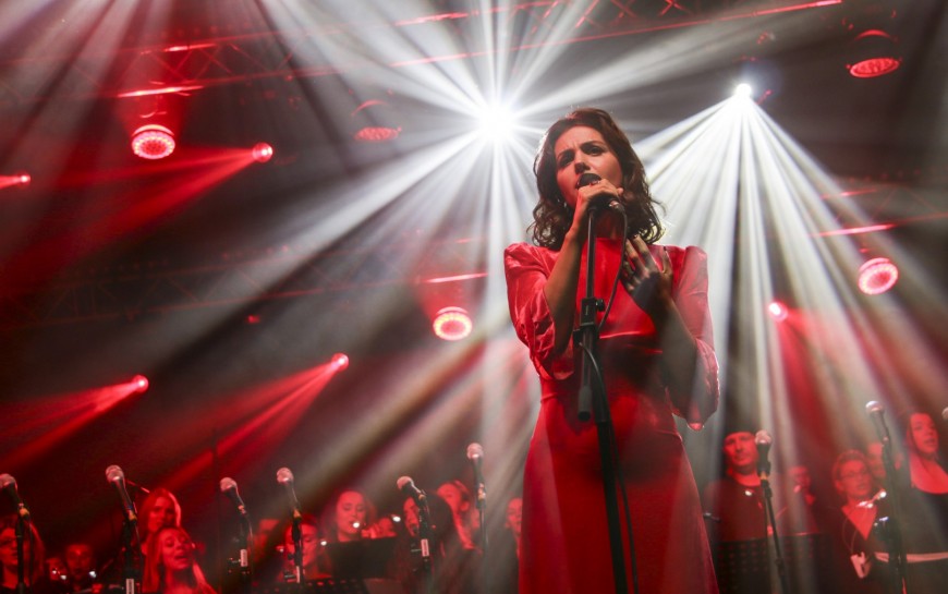 Pół wieku z Cantatem. Piłkarze Miedzi i Madrygał zaśpiewają cantatowo