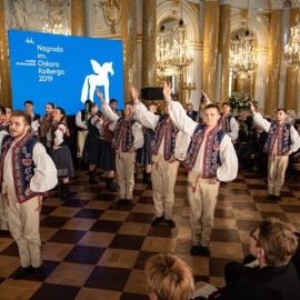 powiększ zdjęcie: Legnicka Kyczera laureatem Nagrody Oskara Kolberga