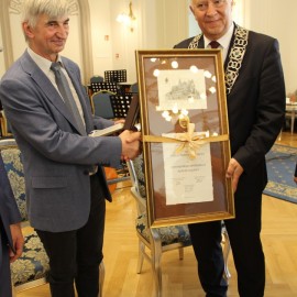 Wojciech Kowalik Honorowym Obywatelem Legnicy