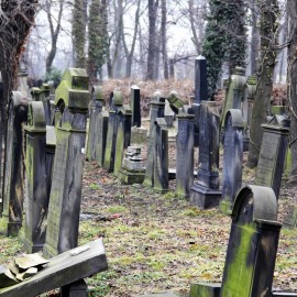 Legnickie Spacery Historyczne. W niedzielę poznamy cmentarz żydowski