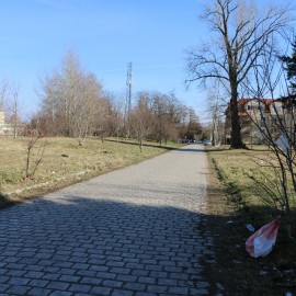 powiększ zdjęcie: Mieszkańcy ul. Stanisławowskiej i Lwowskiej mają nowy i wygodny chodnik