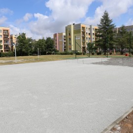 powiększ zdjęcie: LBO 2019. Na Piekarach B powstaje super kompleks sportowy