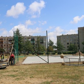 powiększ zdjęcie: LBO 2019. Na Piekarach B powstaje super kompleks sportowy