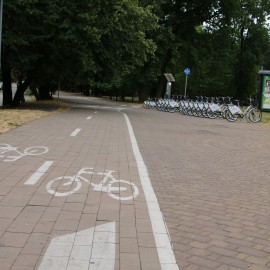 powiększ zdjęcie: Wsiądź na rower ruszaj w miasto. Ale zgodnie z przepisami i bezpiecznie