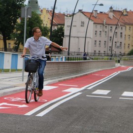 Wsiądź na rower ruszaj w miasto. Ale zgodnie z przepisami i bezpiecznie