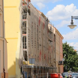 powiększ zdjęcie: Kolejne kamienice przy ul. Pobożnego odzyskują dawny blask