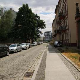 powiększ zdjęcie: Kolejne kamienice przy ul. Pobożnego odzyskują dawny blask