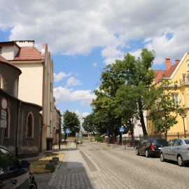 powiększ zdjęcie: Kolejne kamienice przy ul. Pobożnego odzyskują dawny blask